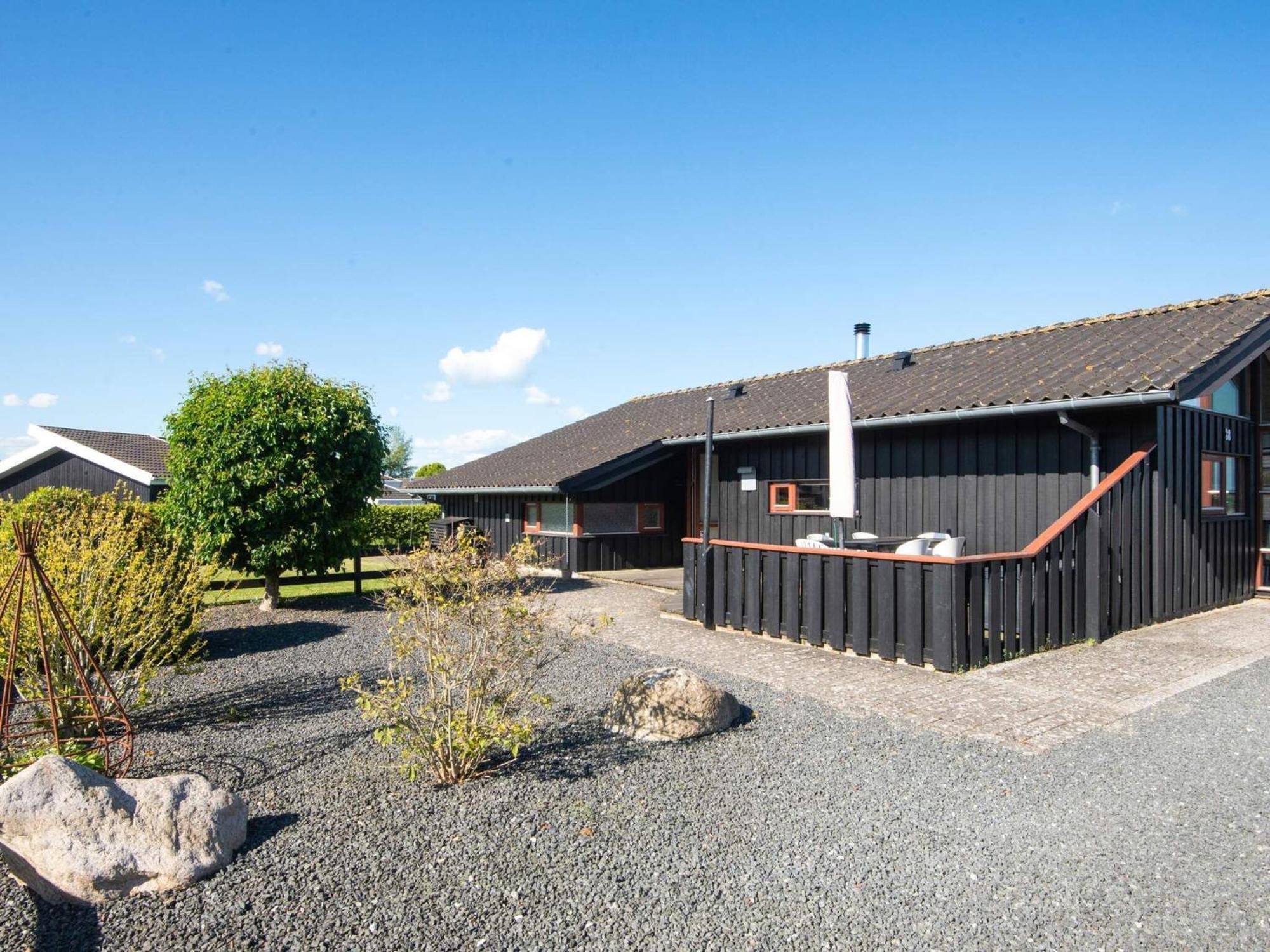 7 Person Holiday Home In Sj Lund Sjolund Bagian luar foto